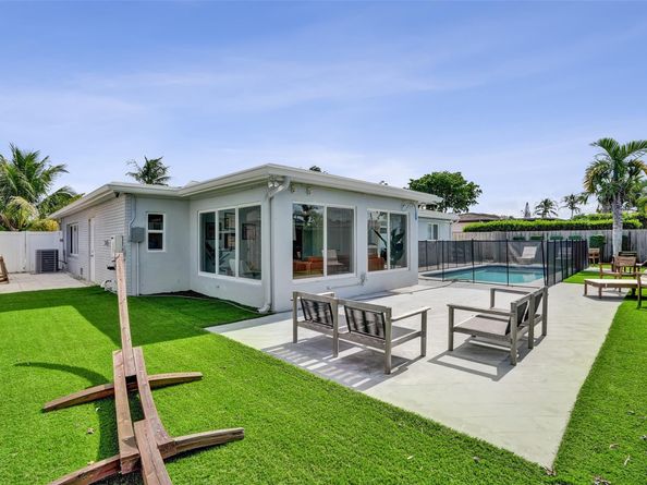 1115 SW 4th Ave, Pompano Beach FL 33060