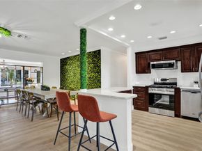 1115 SW 4th Ave, Pompano Beach FL 33060