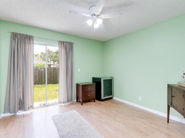 1020 SW 149th Ln, Sunrise FL 33326