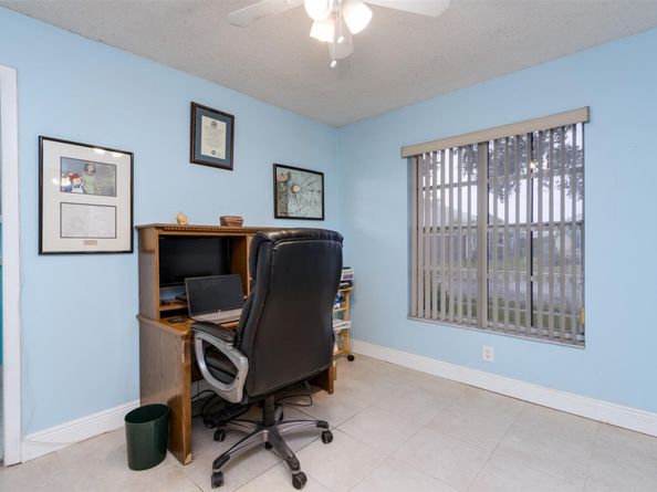 1020 SW 149th Ln, Sunrise FL 33326