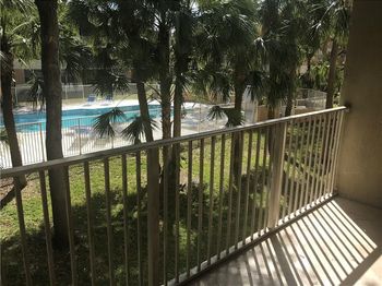 8210 NW 24th St