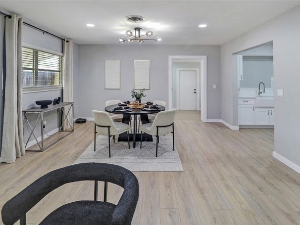 131 NE 55th St, Oakland Park FL 33334