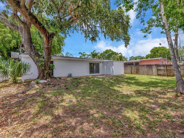 3047 Arthur Ter, Hollywood FL 33021