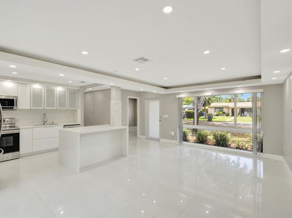 3047 Arthur Ter, Hollywood FL 33021