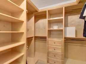 134 E Riverbend Dr, Sunrise FL 33326