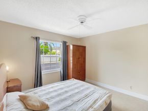 134 E Riverbend Dr, Sunrise FL 33326