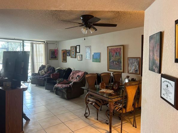 116 Lake Emerald Dr 110, Oakland Park FL 33309