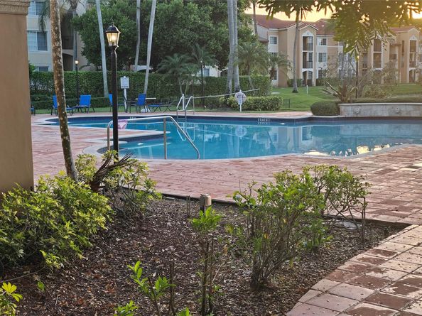 2011 Renaissance Blvd 101, Miramar FL 33025