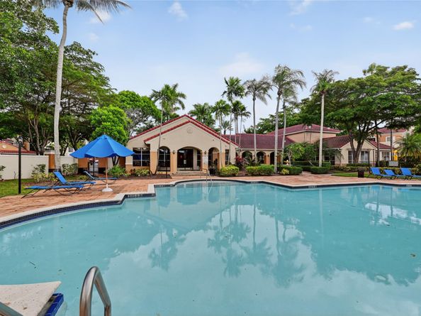 2011 Renaissance Blvd 101, Miramar FL 33025