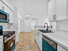 2011 Renaissance Blvd 101, Miramar FL 33025