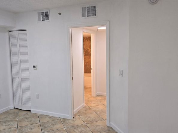 2011 Renaissance Blvd 101, Miramar FL 33025