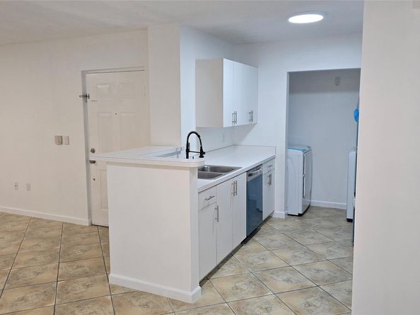 2011 Renaissance Blvd 101, Miramar FL 33025