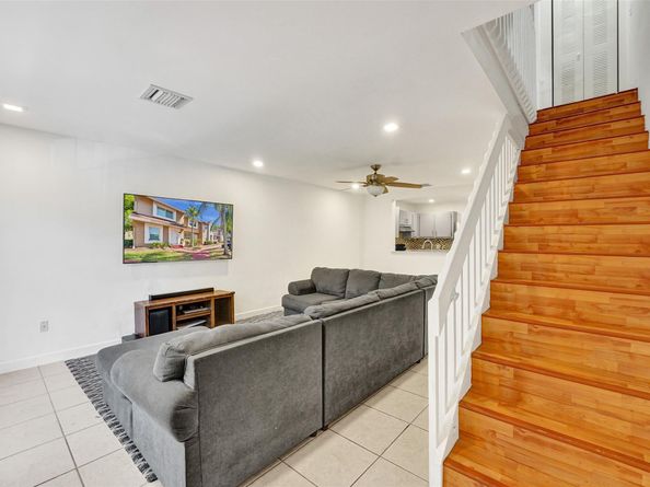 7272 Woodmont Ave, Tamarac FL 33321