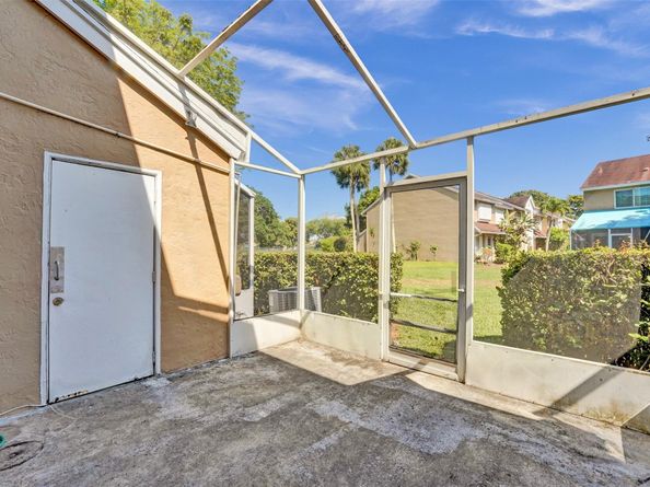 7272 Woodmont Ave, Tamarac FL 33321