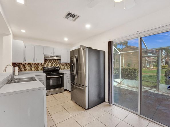 7272 Woodmont Ave, Tamarac FL 33321