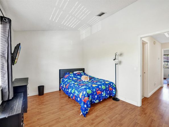 7272 Woodmont Ave, Tamarac FL 33321