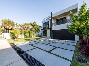 3304 NE 14th Ct, Fort Lauderdale FL 33304