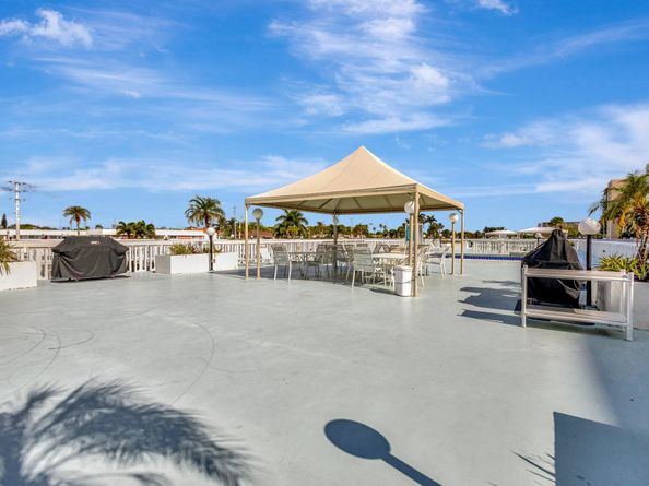 301 Lake Shore Drive 503, Lake Park FL 33403