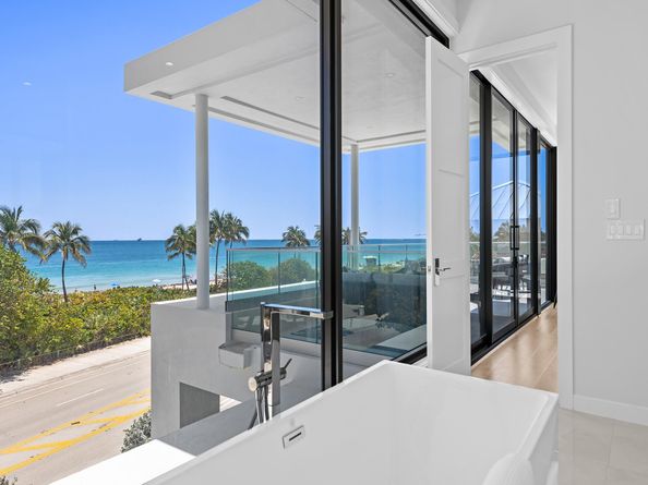 1813 N Fort Lauderdale Beach Blvd, Fort Lauderdale FL 33305