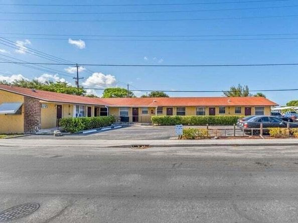 927 S G Street 3, Lake Worth Beach FL 33460