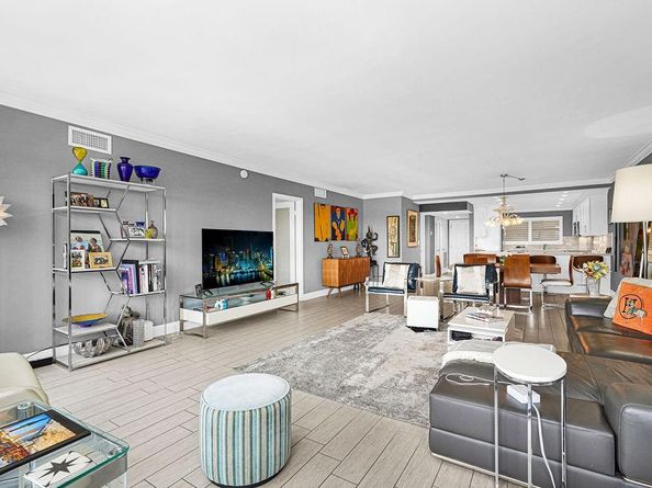 5100 Bayview Dr 404, Fort Lauderdale FL 33308