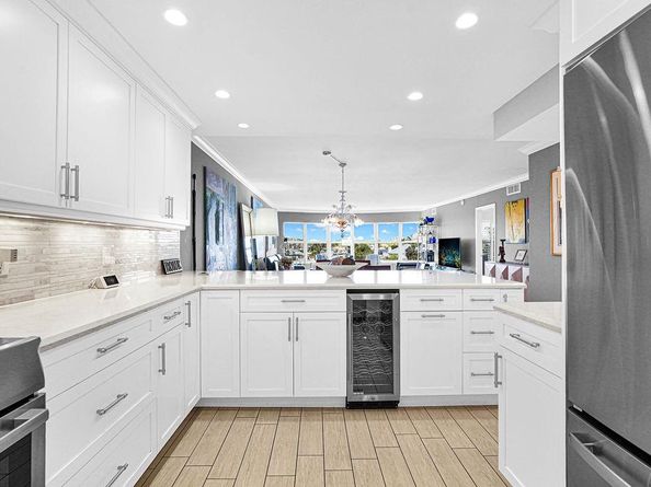 5100 Bayview Dr 404, Fort Lauderdale FL 33308