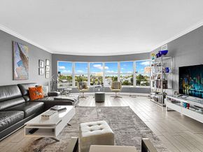 5100 Bayview Dr 404, Fort Lauderdale FL 33308