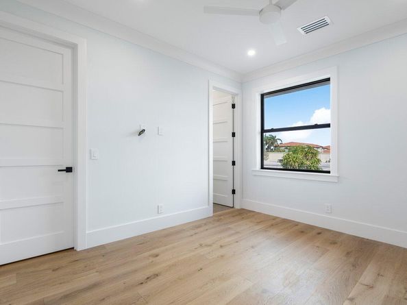 731 SE 4th Avenue, Delray Beach FL 33483