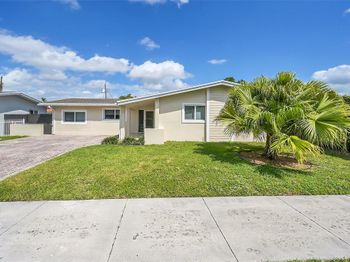 521 SW 40th Ct