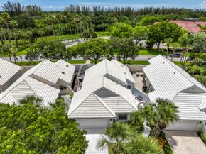 3 Blenheim Court, Palm Beach Gardens FL 33418
