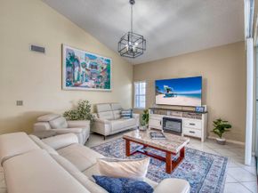 3 Blenheim Court, Palm Beach Gardens FL 33418
