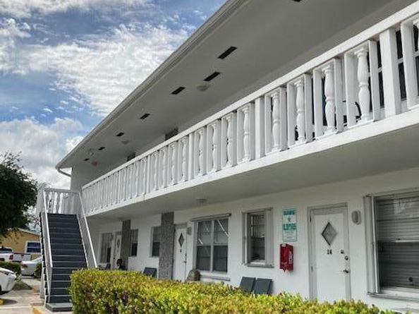 602 N H Street 1a,2a,3a,5b,7b,8b, Lake Worth Beach FL 33460