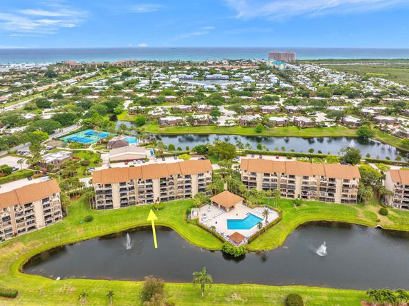 601 Seafarer Circle 104, Jupiter FL 33477