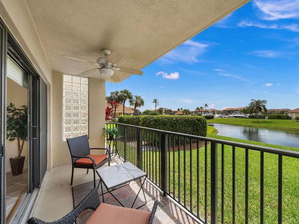 601 Seafarer Circle 104, Jupiter FL 33477
