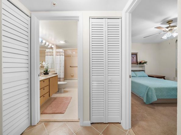 601 Seafarer Circle 104, Jupiter FL 33477