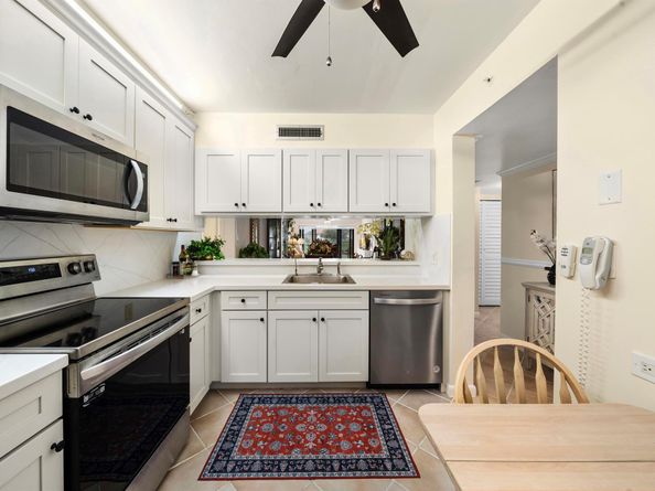 601 Seafarer Circle 104, Jupiter FL 33477