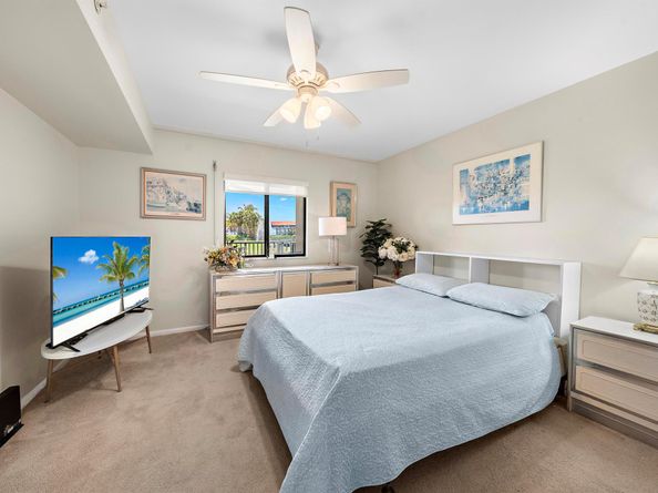 601 Seafarer Circle 104, Jupiter FL 33477