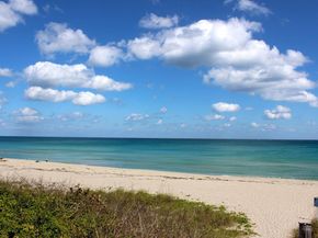 601 Seafarer Circle 104, Jupiter FL 33477