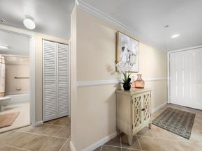 601 Seafarer Circle 104, Jupiter FL 33477