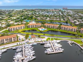 601 Seafarer Circle 104, Jupiter FL 33477