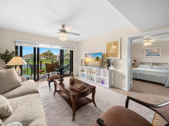 601 Seafarer Circle 104, Jupiter FL 33477