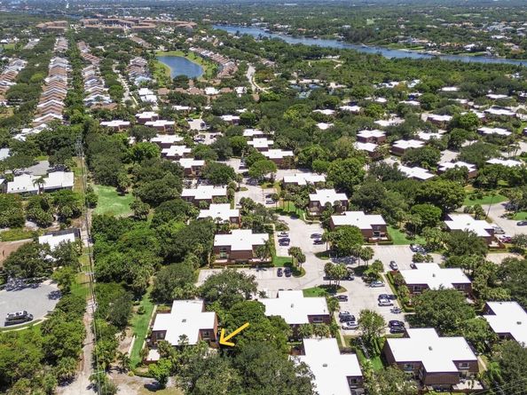 3038 30th Court, Jupiter FL 33477