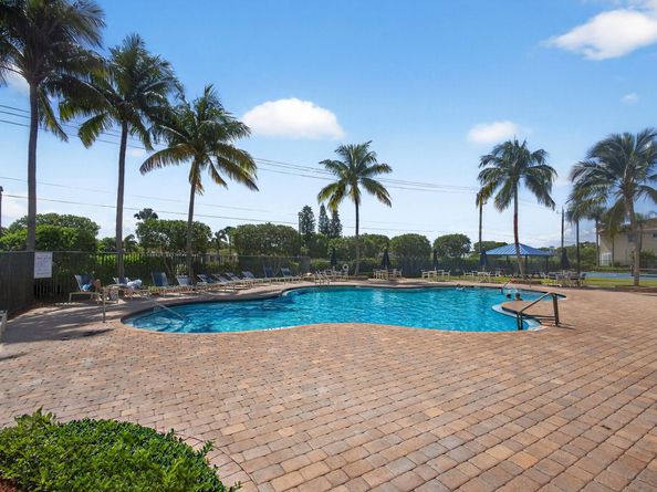 3004 N Evergreen Circle, Boynton Beach FL 33426