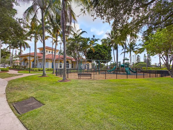 3004 N Evergreen Circle, Boynton Beach FL 33426