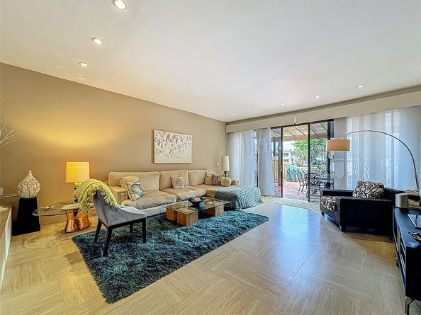 424 Hendricks Isle 11, Fort Lauderdale FL 33301