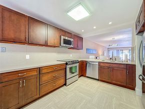 424 Hendricks Isle 11, Fort Lauderdale FL 33301