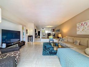 424 Hendricks Isle 11, Fort Lauderdale FL 33301