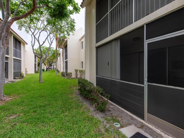 1428 SE 4th Avenue 127, Deerfield Beach FL 33441