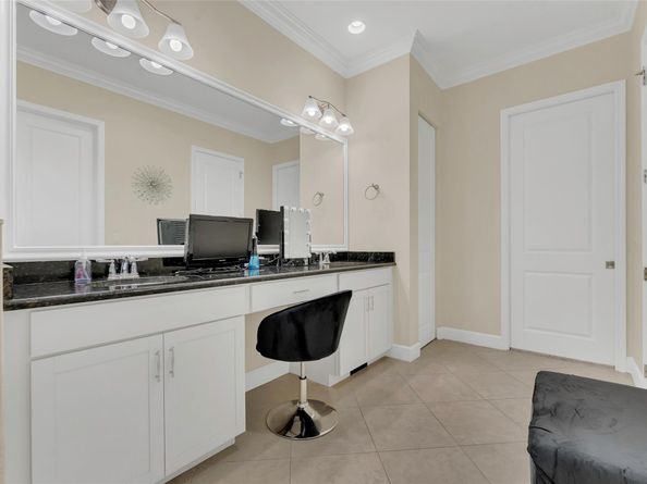 16060 Whippoorwill Cir, Westlake FL 33470