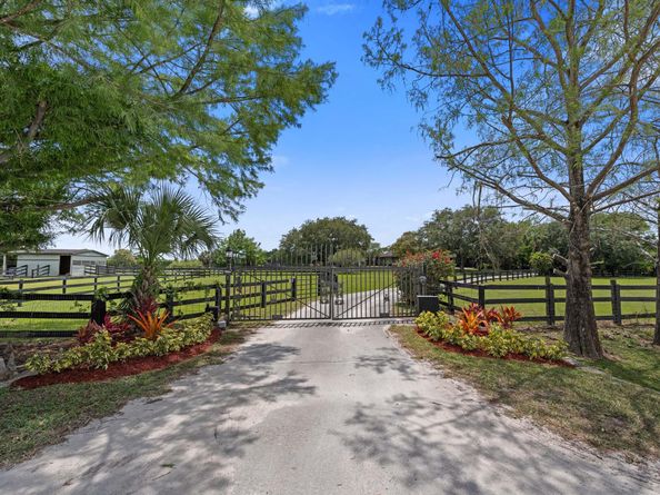 16820 Deer Path Lane, Wellington FL 33470